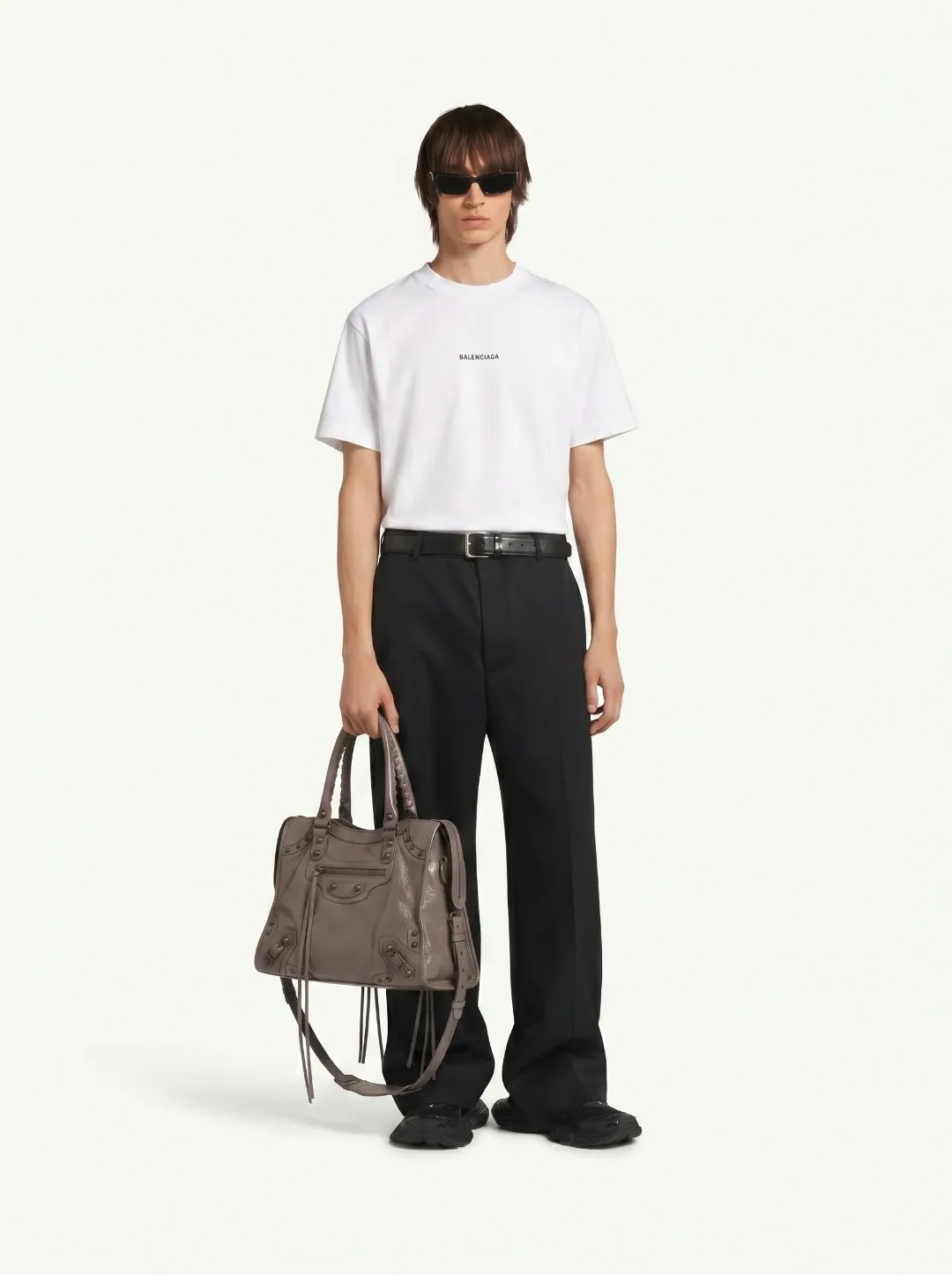 P100✨🔥 [balenciaga] 2026FW short-sleeved T-shirt Premium 26s double yarn 300g fabric embroidery process wash water spray Ma Jiu distressed color: wash water black wash water white wash water Khaki Size: S M L XL 2XL